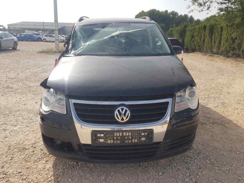 volkswagen touran (1t2) del año 2023