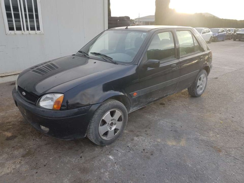 ford fiesta berlina (dx) del año 2002