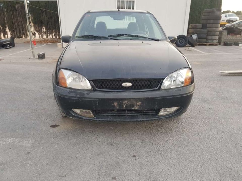 ford fiesta berlina (dx) del año 2002