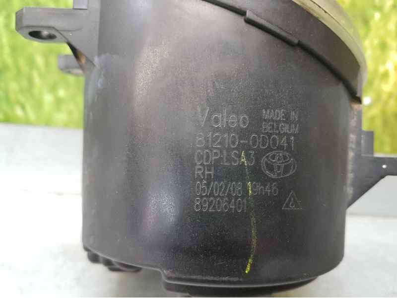 Recambio de faro antiniebla derecho para toyota auris active referencia OEM IAM 812100D041 89206401 VALEO