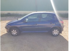 PEUGEOT 206 BERLINA