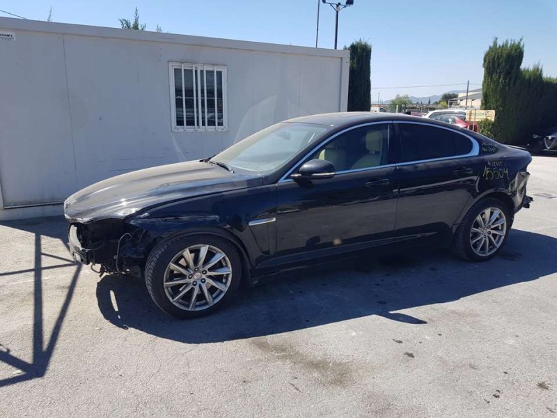 jaguar xf del año 2015