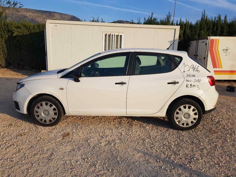 seat ibiza (6j5) del año 2010