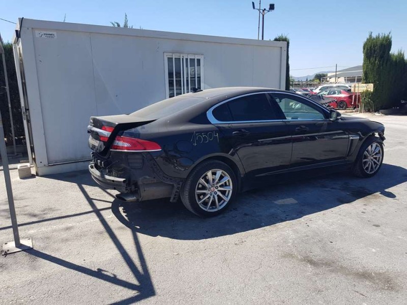 jaguar xf del año 2015