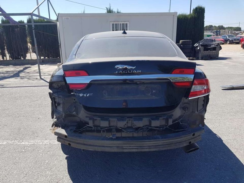 jaguar xf del año 2015