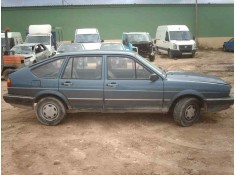 VOLKSWAGEN PASSAT (321/23/27/31)