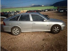 OPEL VECTRA B BERLINA