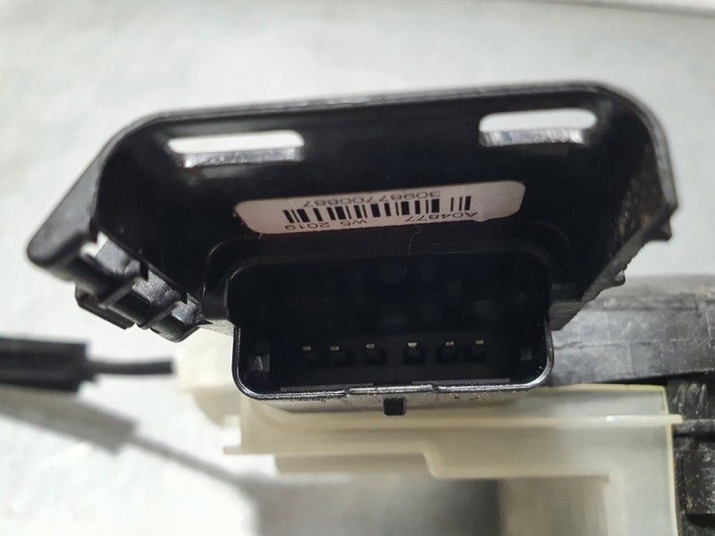 Recambio de cerradura puerta trasera derecha para opel grandland x design line referencia OEM IAM 16943124  6 PINES