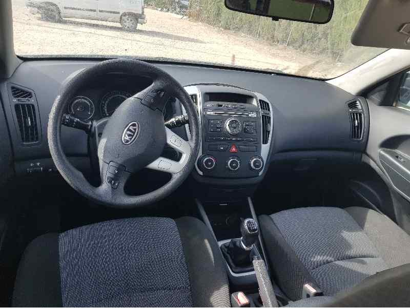 kia cee´d sporty wagon del año 2012