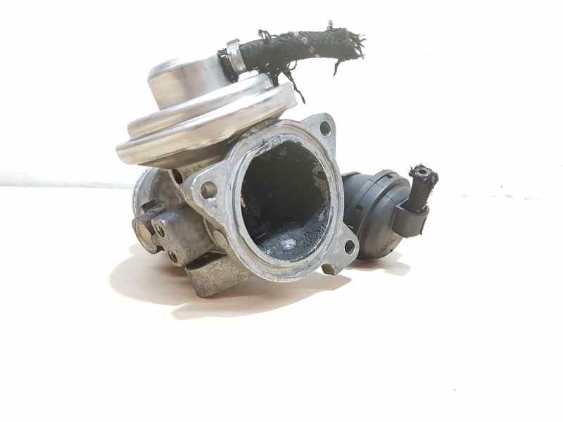 Recambio de valvula egr para seat ibiza (6k1) stella referencia OEM IAM 038129637B  