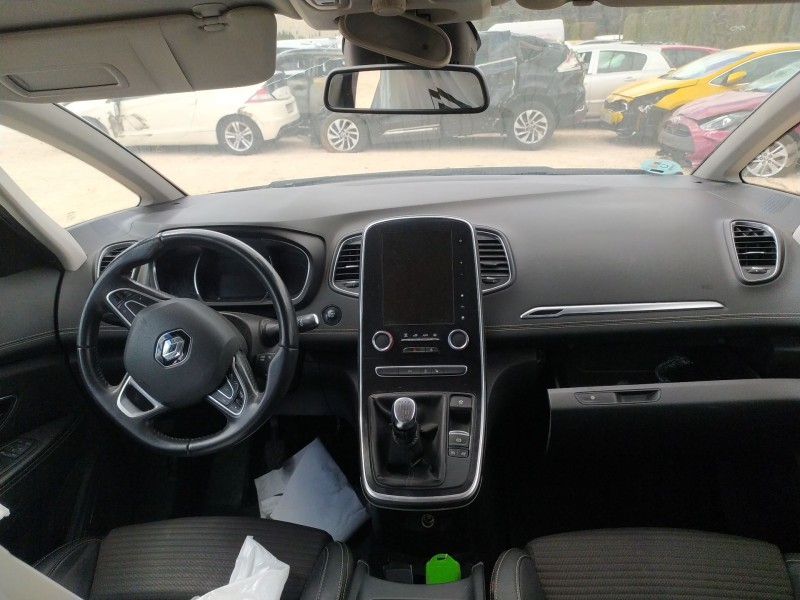 renault grand scénic iv (r9_) del año 2018