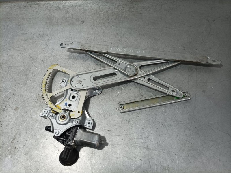 Recambio de elevalunas delantero derecho para toyota yaris hsd active referencia OEM IAM 857100D100 973582101 DENSO ELECTRICO 6 