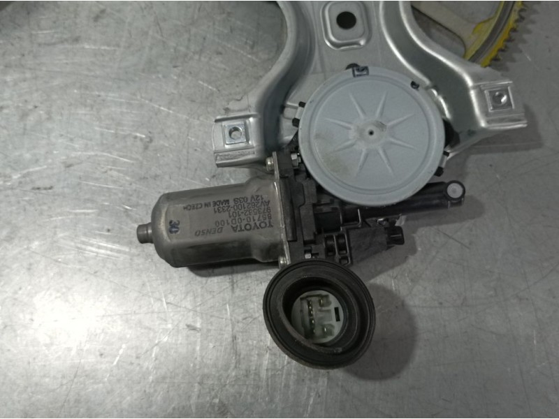Recambio de elevalunas delantero derecho para toyota yaris hsd active referencia OEM IAM 857100D100 973582101 DENSO ELECTRICO 6 