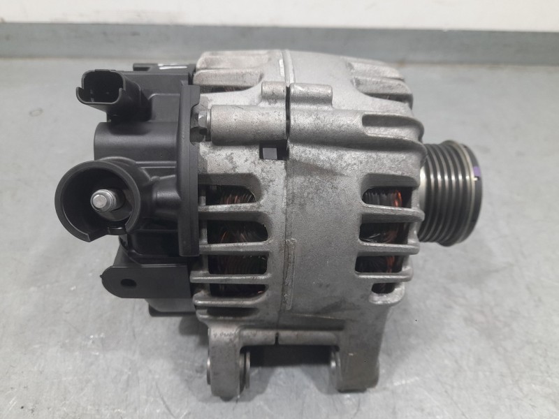 Recambio de alternador para peugeot 5008 ii (mc_, mj_, mr_, m4_) 1.2 (mrhnyh, mrhnyw, mrhnsj, mrhnsu, mrhnsm) referencia OEM IAM