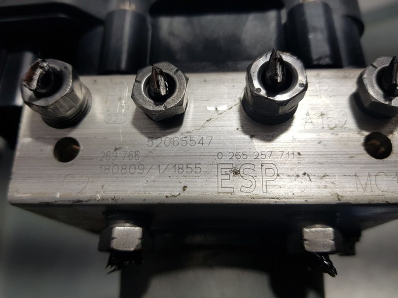 Recambio de abs para citroën jumper pritsche 33 l1 bluehdi 130 referencia OEM IAM 52065547 0265257711 BOSCH