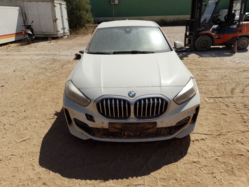 bmw 1 (f40) del año 2021