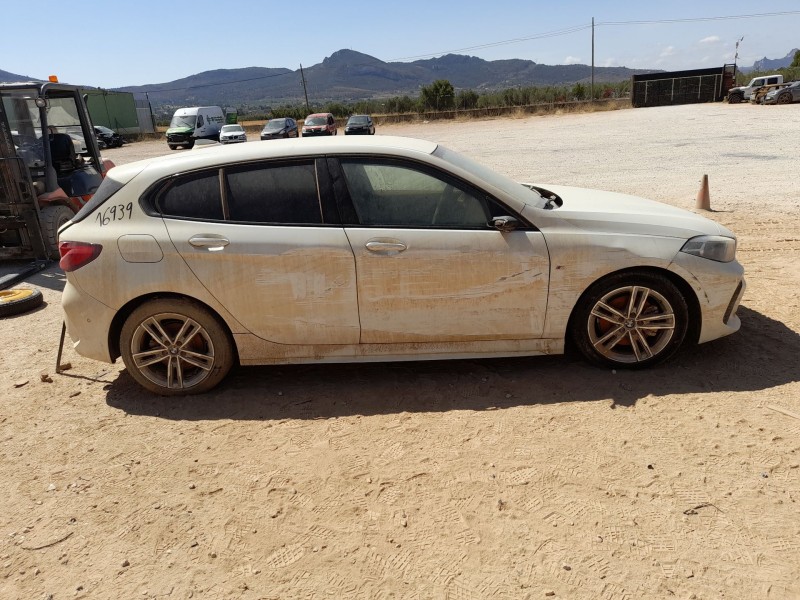 bmw 1 (f40) del año 2021