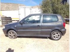 VOLKSWAGEN POLO (6N2)