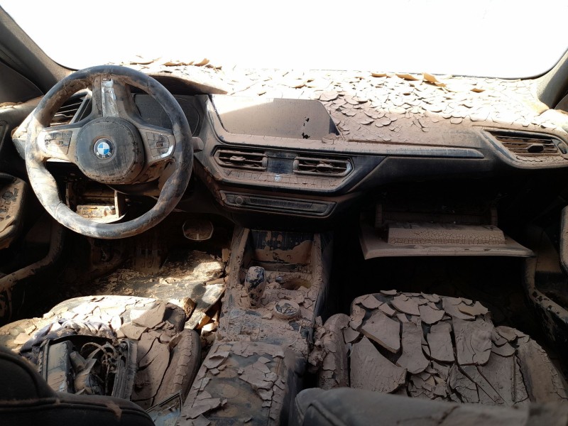 bmw 1 (f40) del año 2021