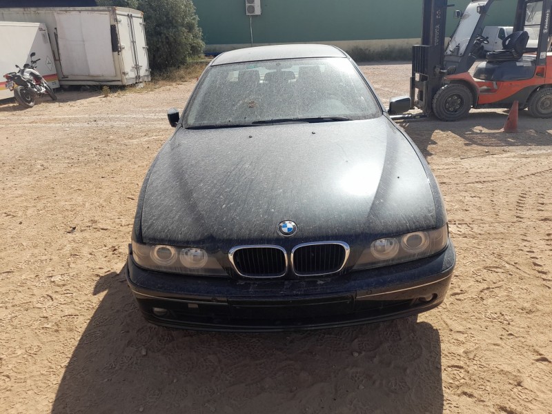 bmw 5 (e39) del año 2003