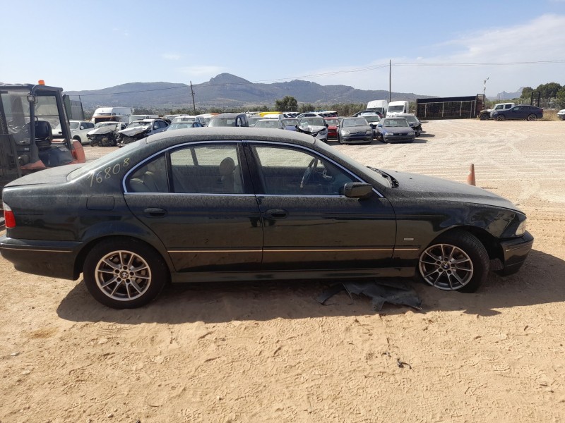 bmw 5 (e39) del año 2003