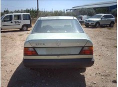 MERCEDES-BENZ CLASE E (W124) BERLINA