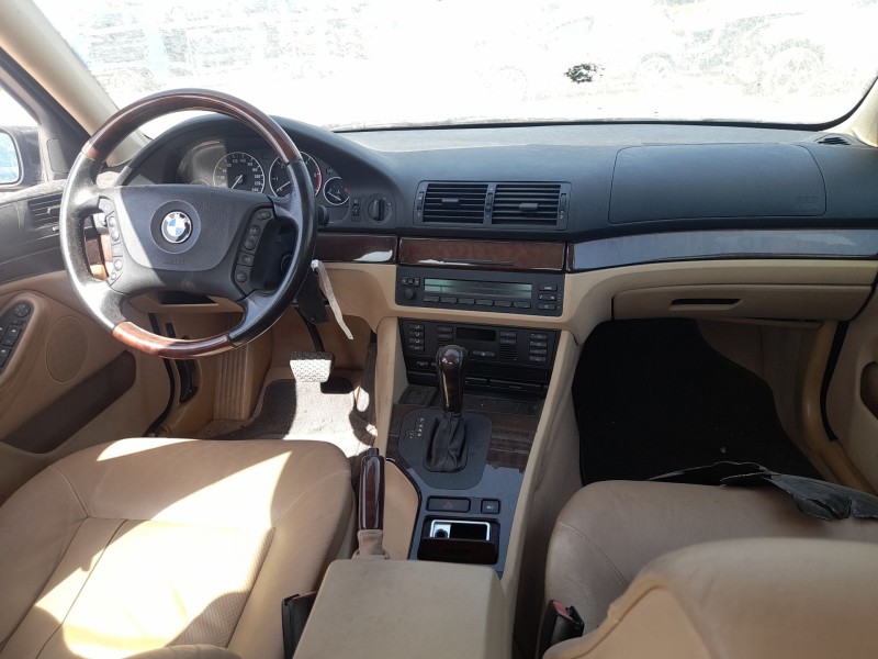 bmw 5 (e39) del año 2003