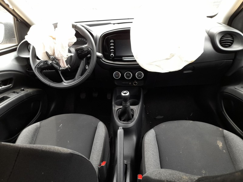 toyota aygo x (_b7_) del año 2024