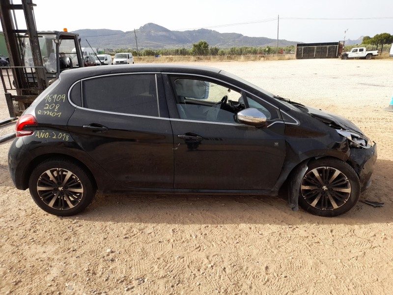 peugeot 208 i (ca_, cc_) del año 2018