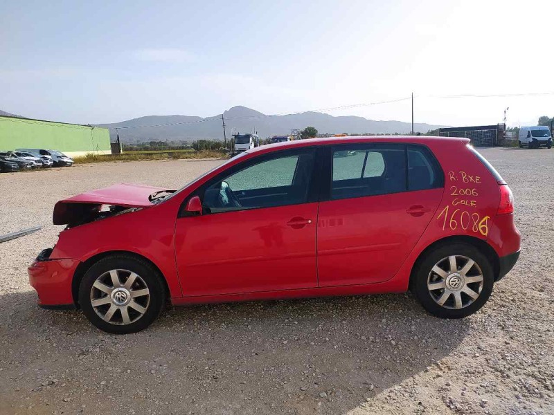 volkswagen golf v berlina (1k1) del año 2006