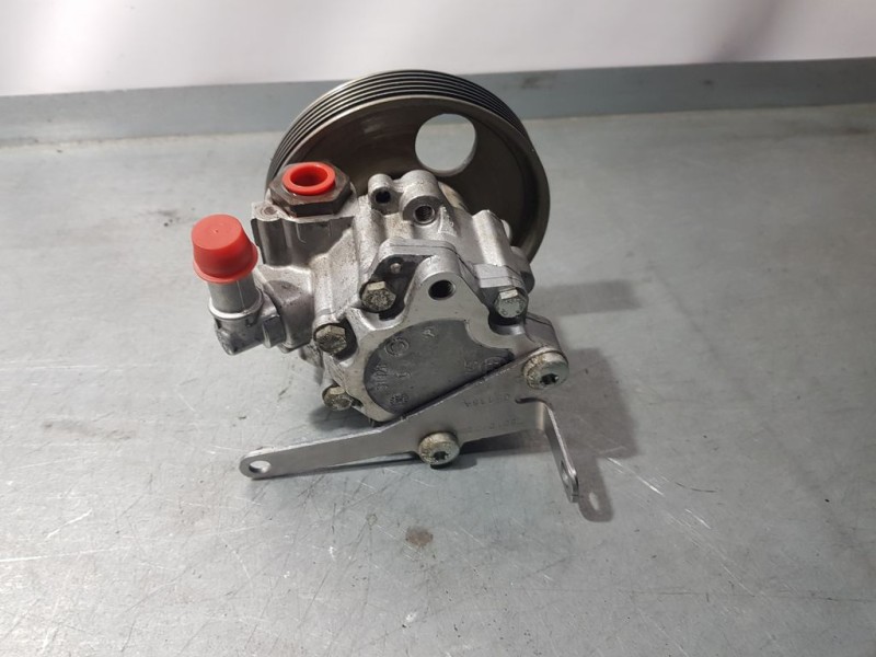 Recambio de bomba direccion para citroën jumper pritsche 33 l1 bluehdi 130 referencia OEM IAM 9805820980 7692974136 BOSCH