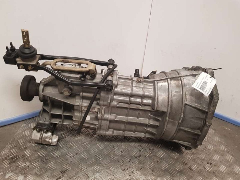 Recambio de caja cambios para ssangyong rodius xdi referencia OEM IAM G3102021007 MAD250900334 5VELOCIDADES