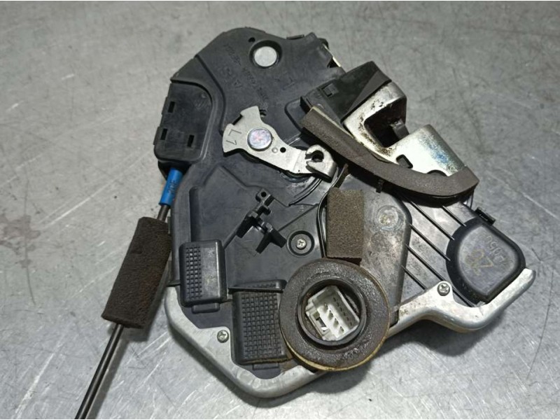 Recambio de cerradura puerta delantera izquierda para lexus rx 400h referencia OEM IAM 7F0504  ELECTRICA