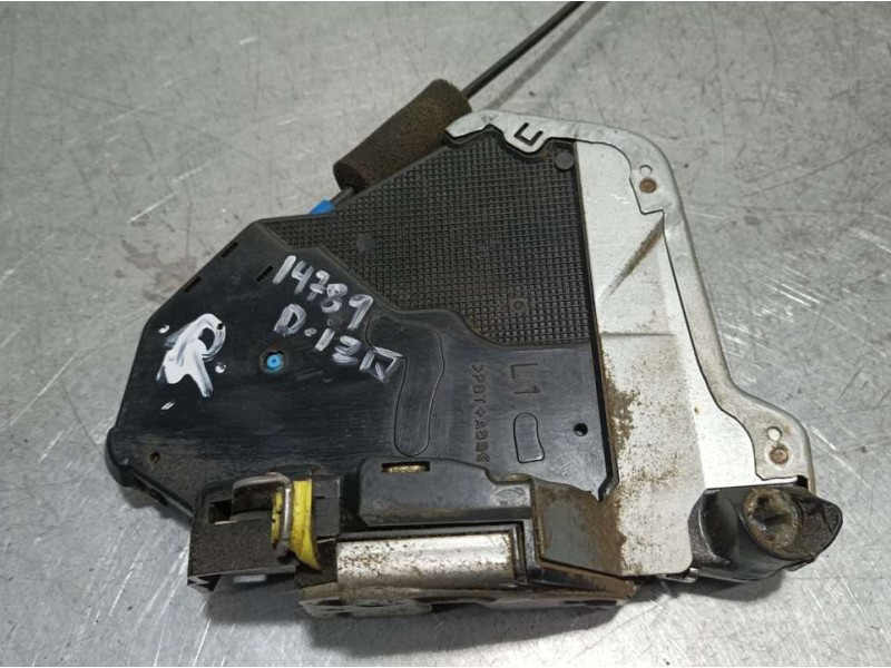 Recambio de cerradura puerta delantera izquierda para lexus rx 400h referencia OEM IAM 7F0504  ELECTRICA