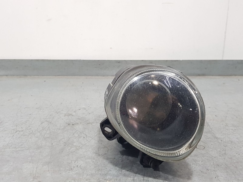 Recambio de faro antiniebla derecho para bmw x5 (e53) 3.0 d referencia OEM IAM 63176920886 VALEO 