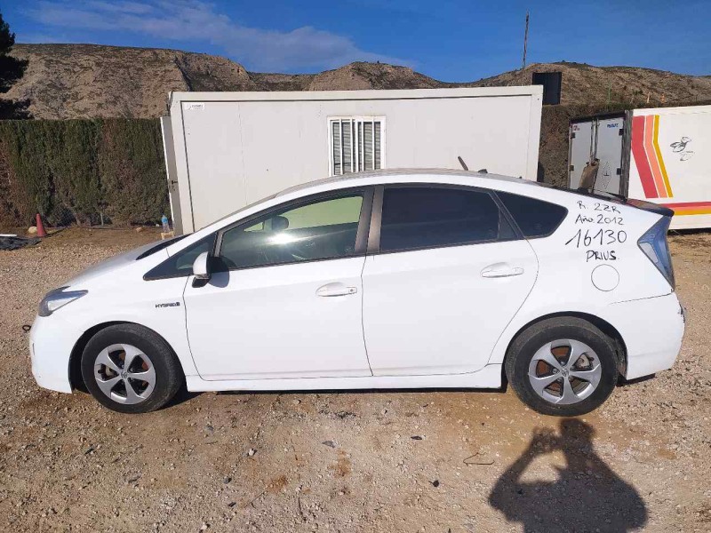 toyota prius (nhw30) del año 2012