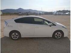 TOYOTA PRIUS (NHW30)