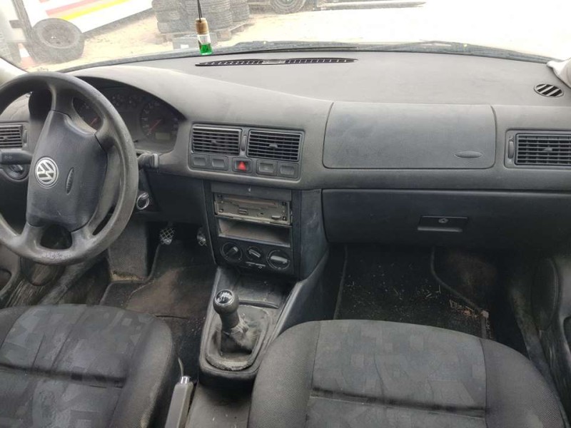 volkswagen golf iv berlina (1j1) del año 1998