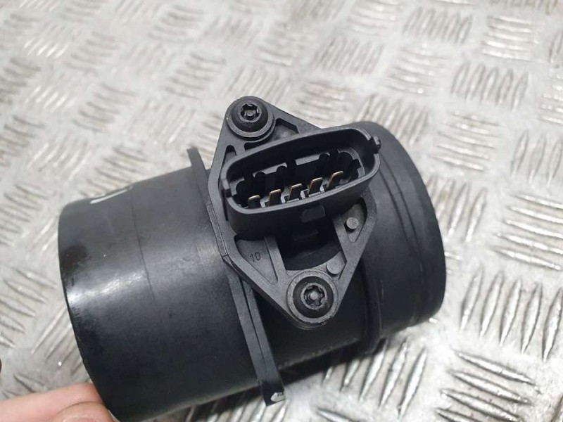 Recambio de caudalimetro para ssangyong rodius xdi referencia OEM IAM 6650943048 0280218130 BOSCH