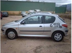 PEUGEOT 206 BERLINA