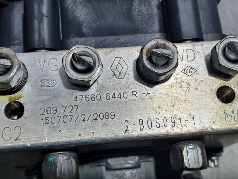 Recambio de abs para dacia duster ambiance 4x2 referencia OEM IAM 476606440R 269727 BOSCH