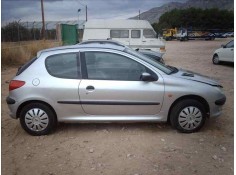 PEUGEOT 206 BERLINA