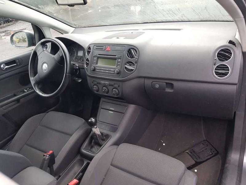 volkswagen golf plus (5m1) del año 2005