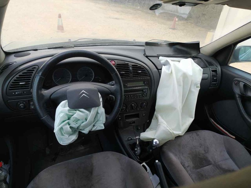 citroën xsara berlina del año 2003