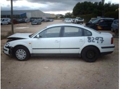 VOLKSWAGEN PASSAT BERLINA (3B2)