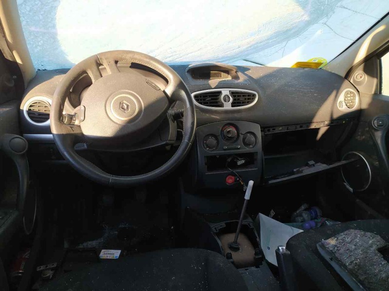 renault clio iii del año 2006