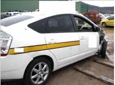 TOYOTA PRIUS (NHW20)