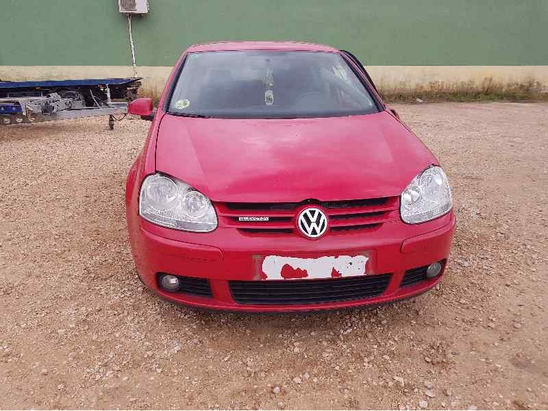 volkswagen golf v berlina (1k1) del año 2008