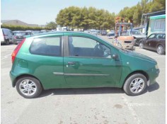 FIAT PUNTO BERLINA (188)