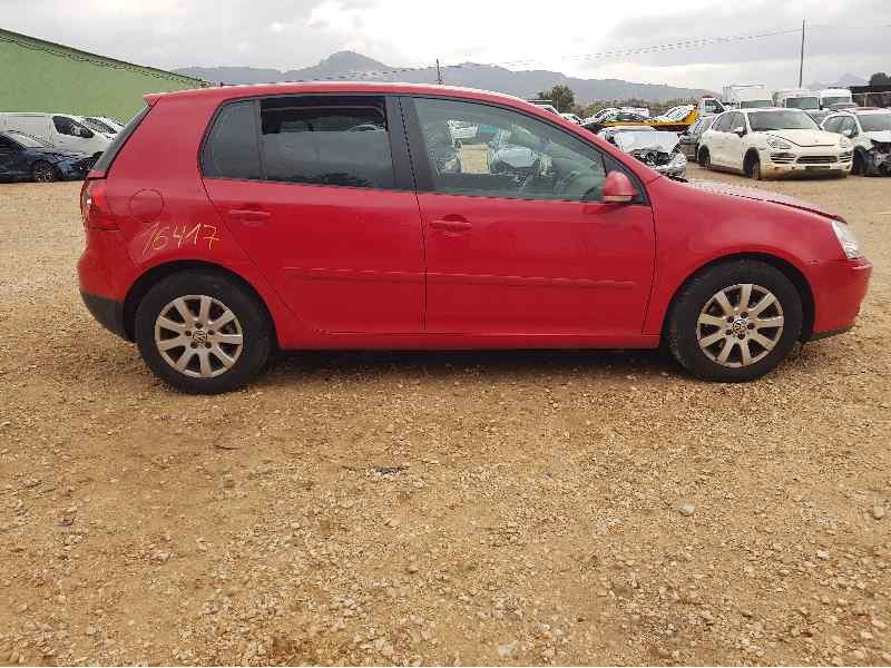 volkswagen golf v berlina (1k1) del año 2008